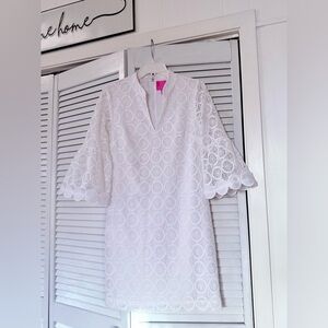 Lilly Pulitzer White Lace V-Neck Bell Sleeve Dress - Size 2